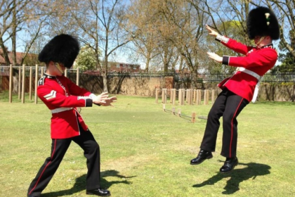 How They Relieve Themselves on Duty and 7 More Facts the Queen’s Guards Shared About Their Job